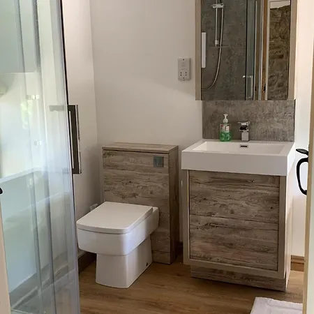 1 Bed In Snaizeholme Oc-ds671